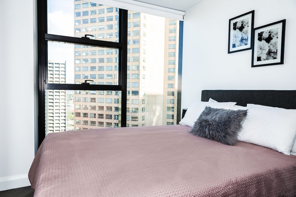 Executive Stay on Little Collins view 3