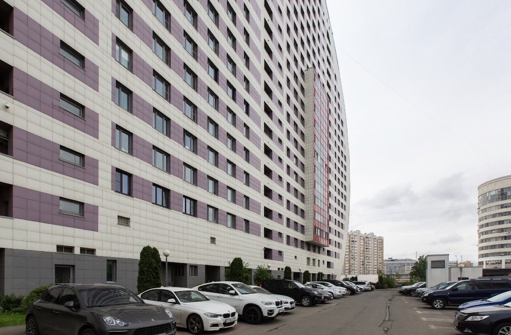 Bussi Suites - Grizodubovoi 2