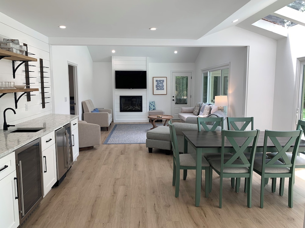 44 Willow Oak Rd. West at The Sea Pines Resort