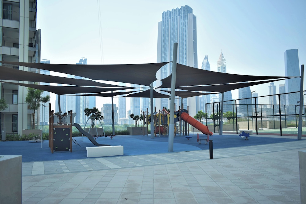 Lavish 2BR in Downtown Views Close to Dubai Mall Burj Khalifa