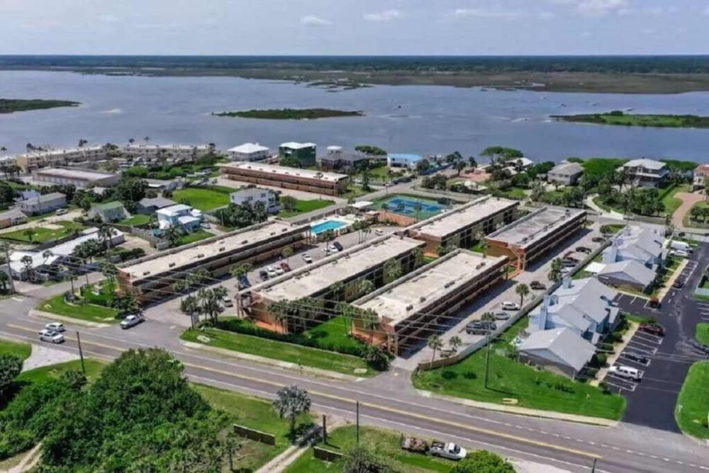 Pelican Inlet C222 in St Augustine