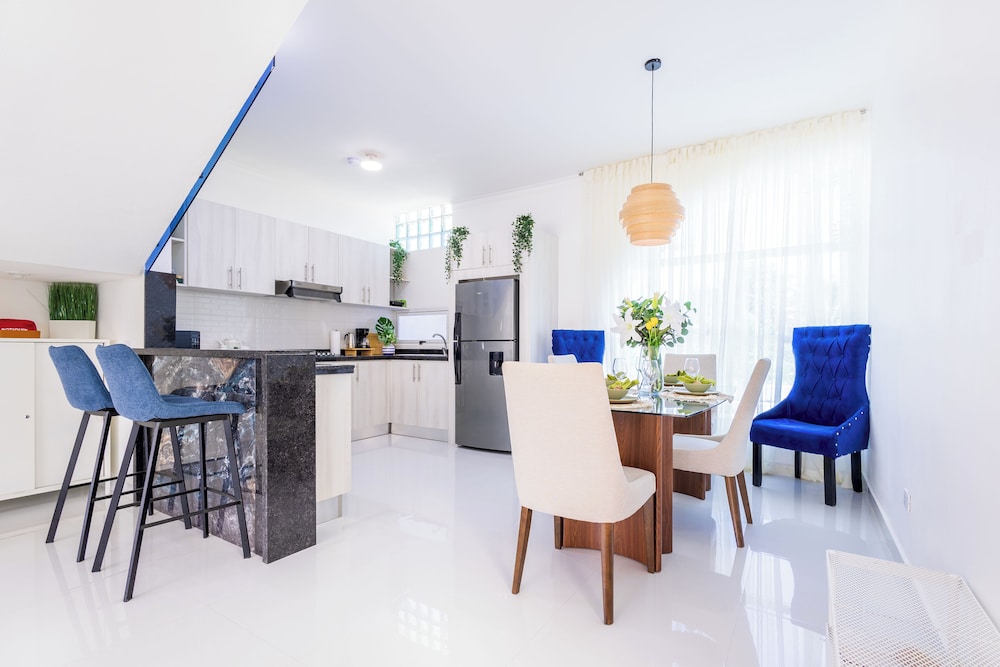 Drake Villa 5