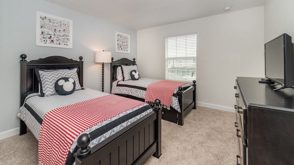 Storey Lake Resort 4 Bedroom Private Pool Townhome 4 Townhouse