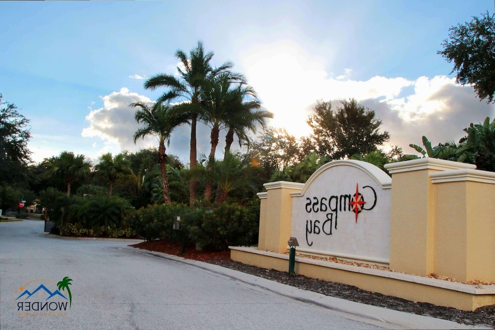 Resort-style 4BR Home Gated Community Near Disney