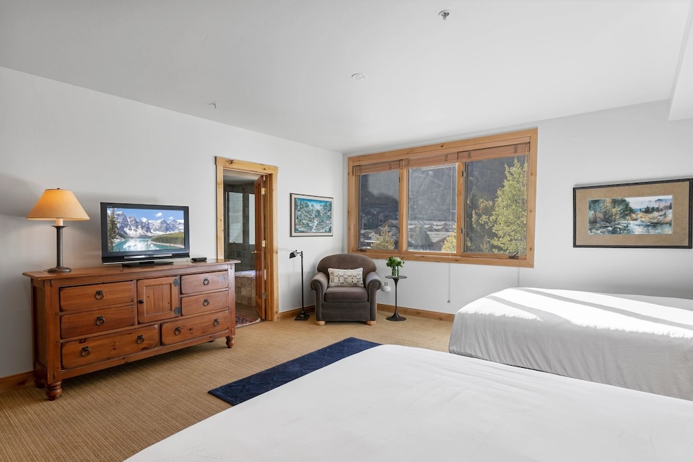 Trail's End Lodge at Deer Valley Resort - Two Bedroom Residence with Spa #201 2 Condo