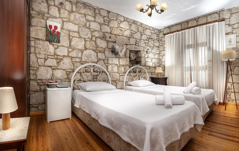 Flores Hotel Alaçatı - Image 52