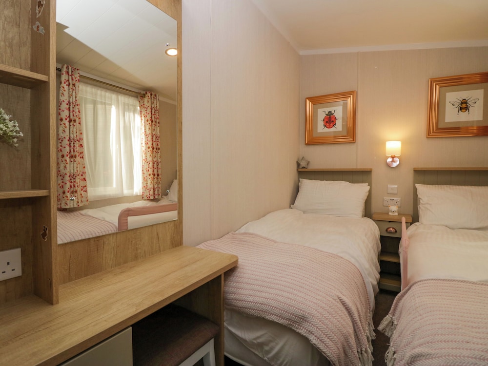 Lily Rose Lodge