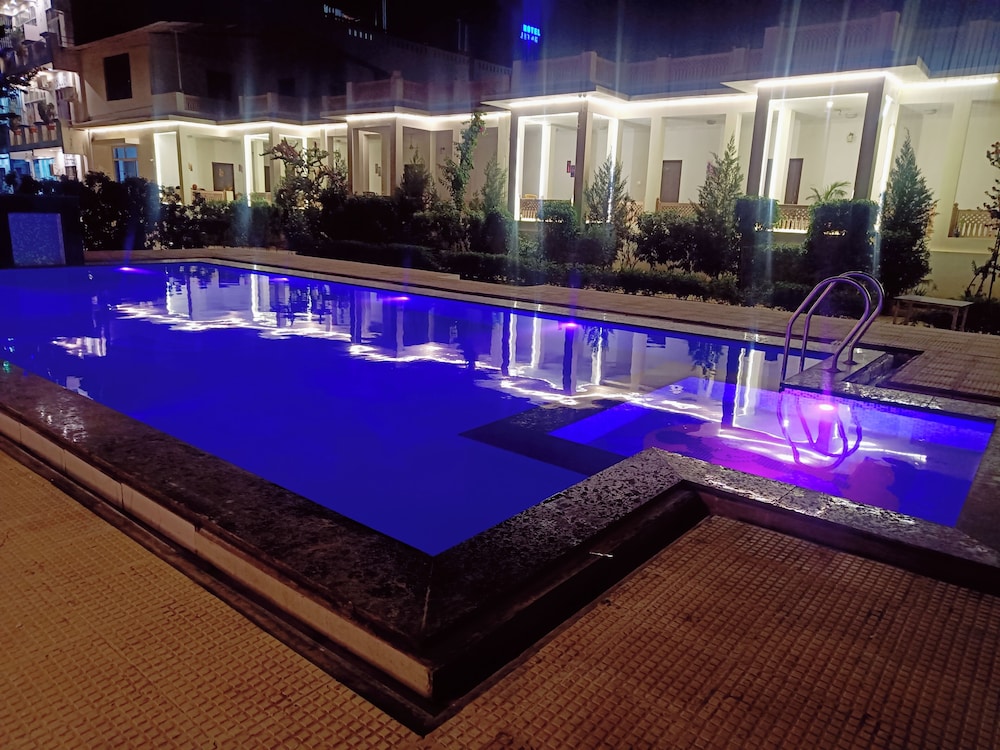 Brahma Heritage-Luxury Rooms with Pool