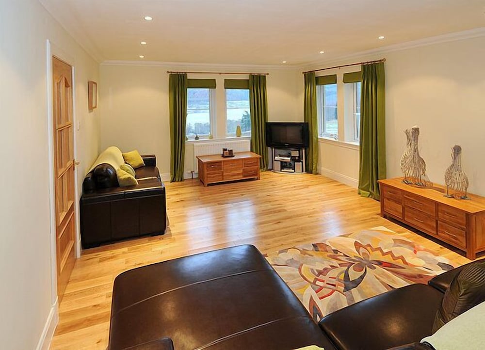 BCC Lochness Cottages