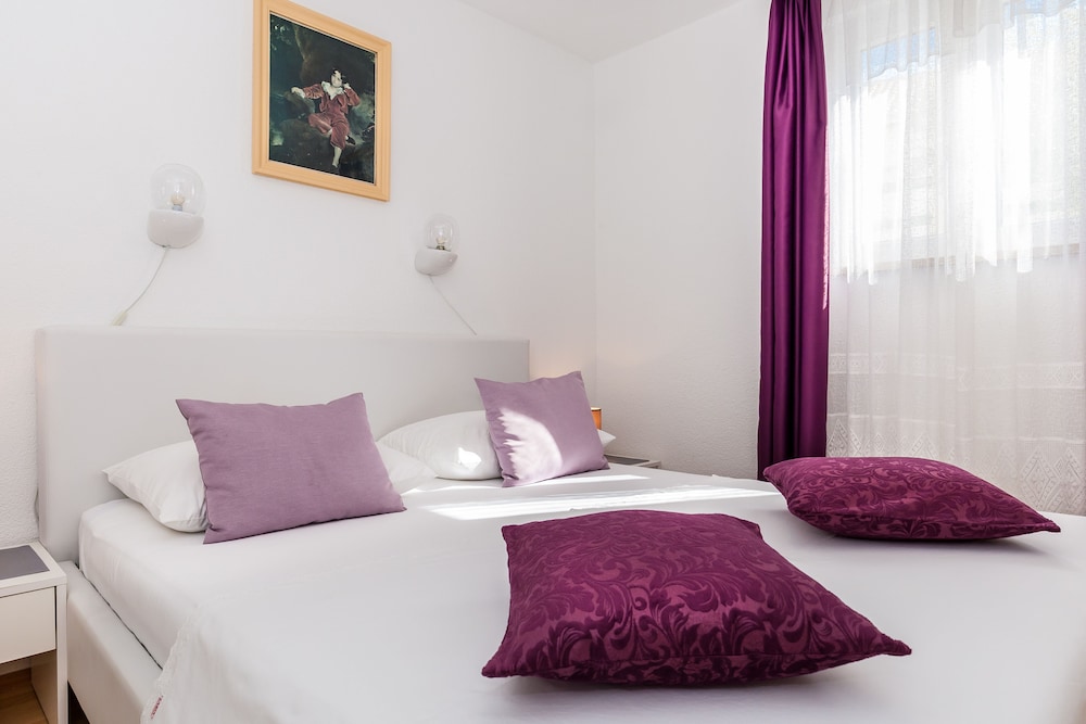 Ratac Apartments