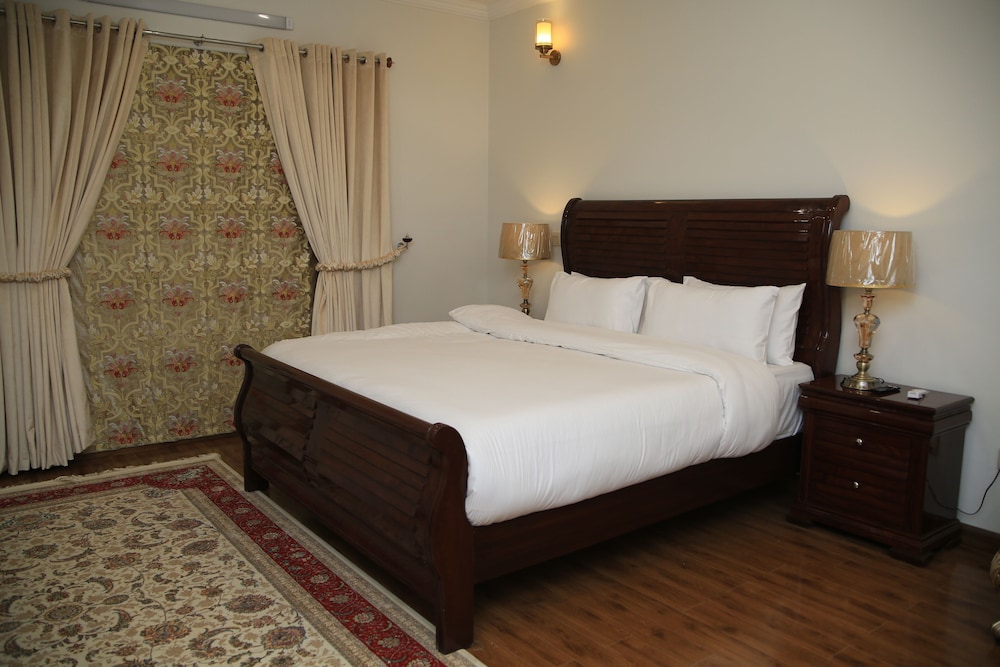 Revere Inn Islamabad view 5