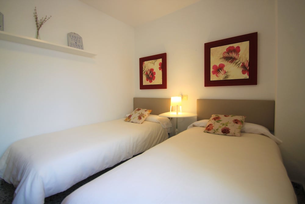 Alicante Vacations - Apartamento CasaTuris Portobello - Property Image 3