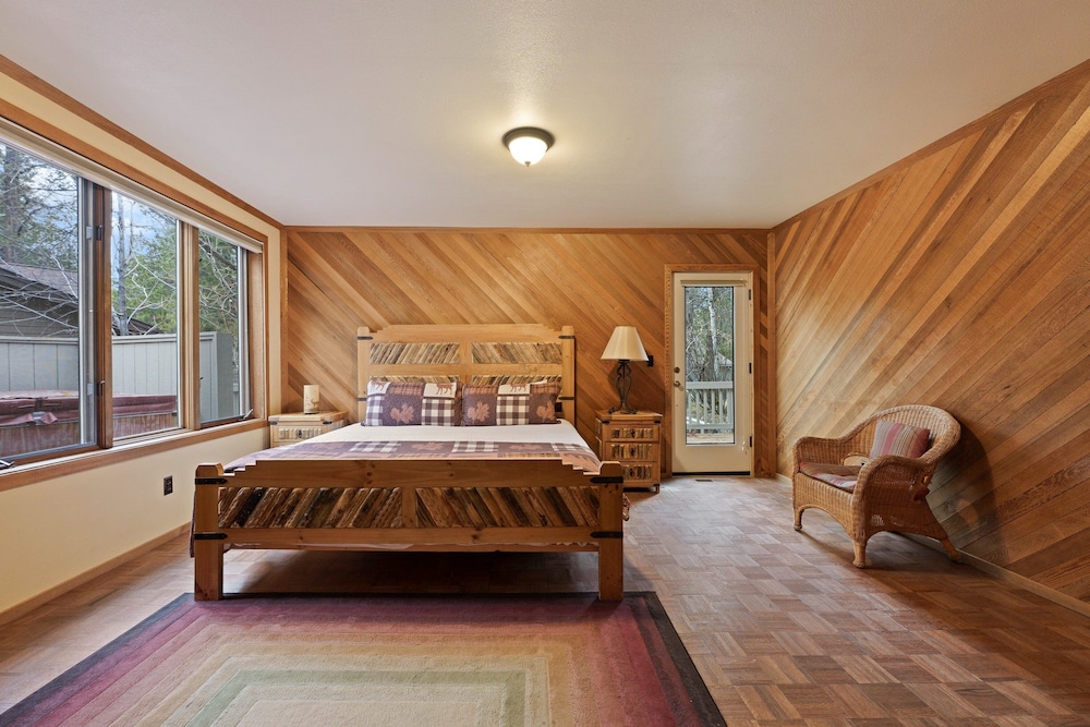 Poplar 35 5 Bedroom Home