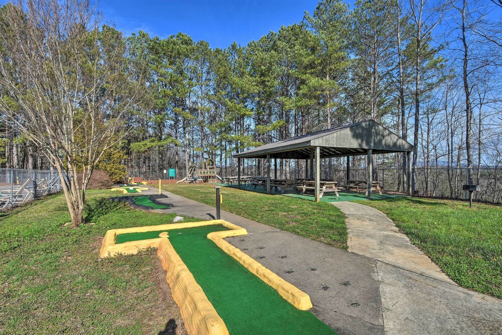 Coosawattee River Resort Home Mins From Blue Ridge view 2