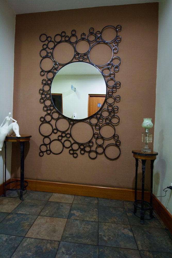 Pepe's House Cuenca Hotel & Hostel