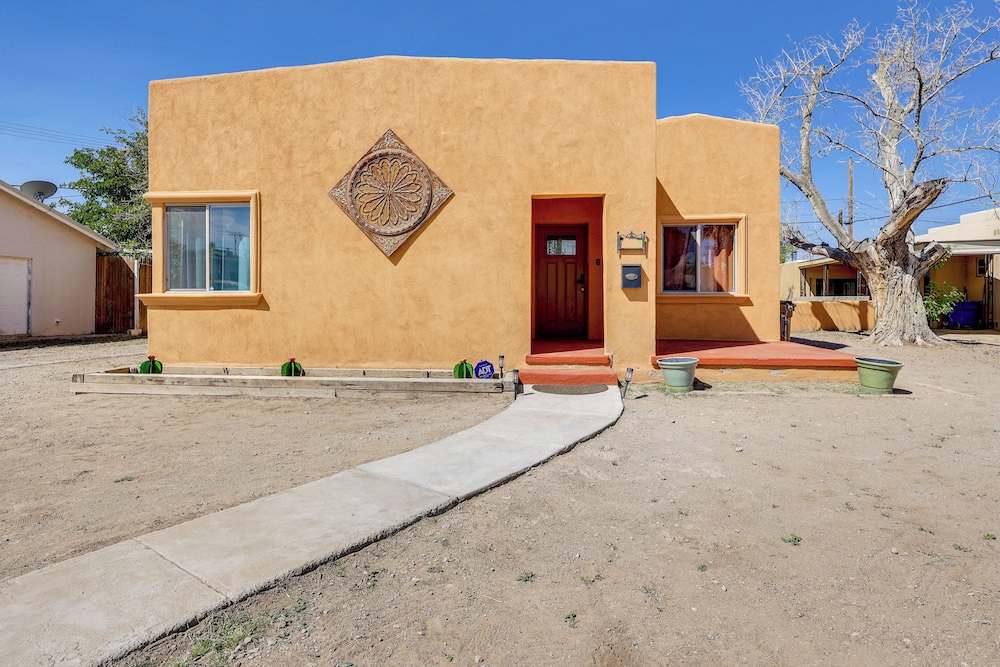 Las Cruces Home w/ Fenced Yard: Recently Remodeled
