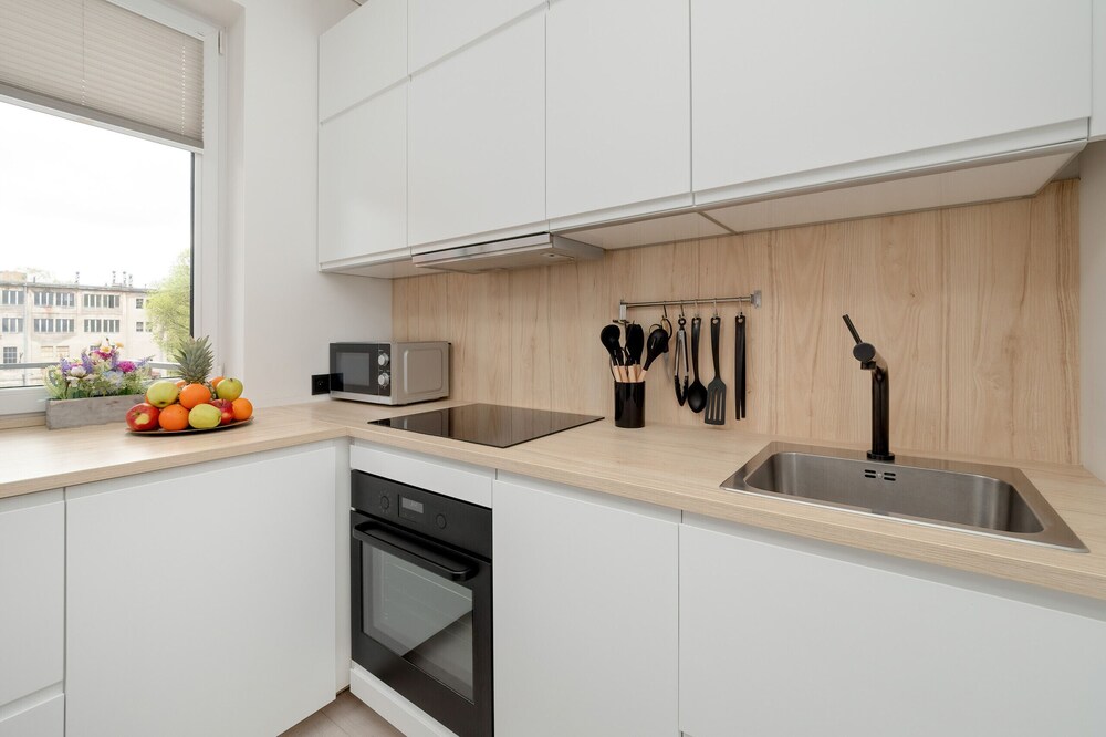 Łąkowa Apartment Łódź by Renters