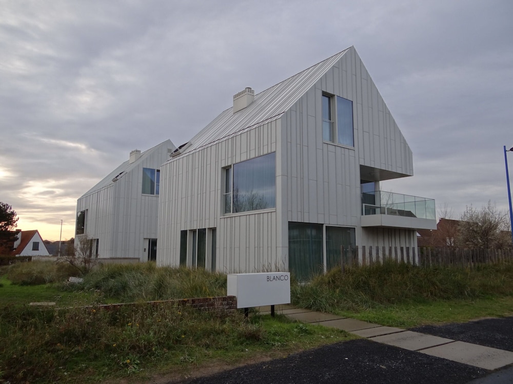 Apartment in Nieuwpoort Near the Beach