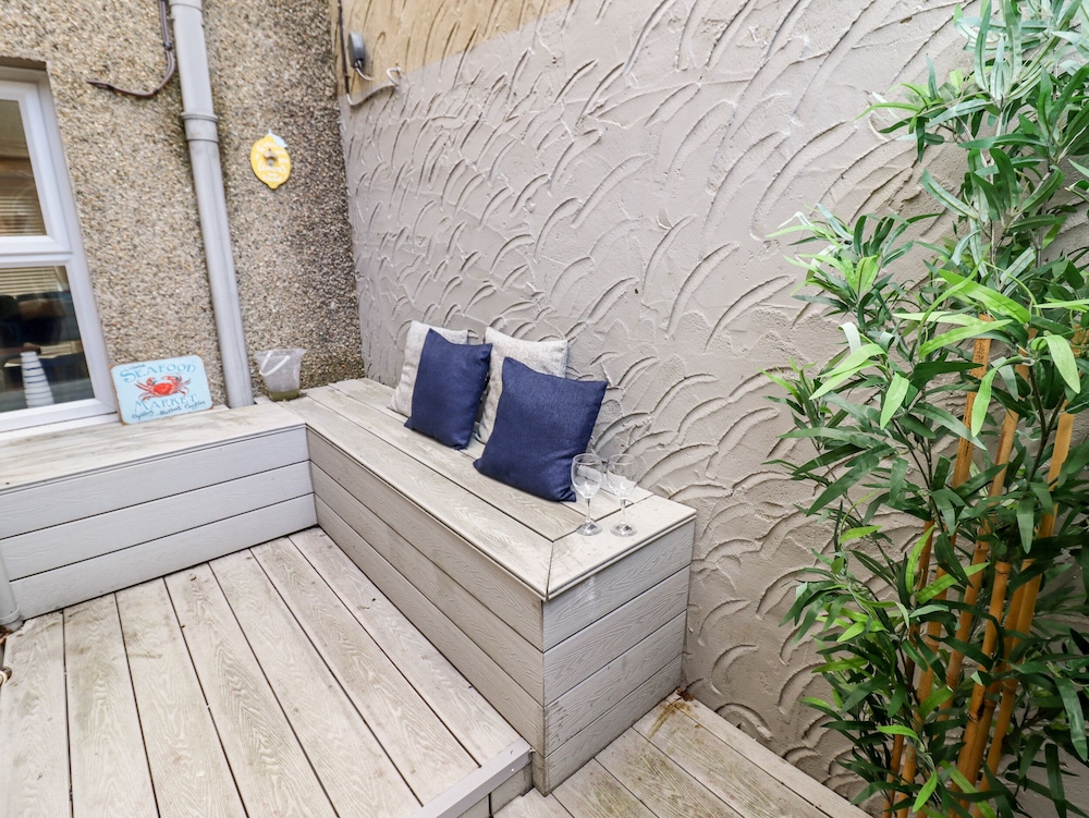Driftwood Terrace