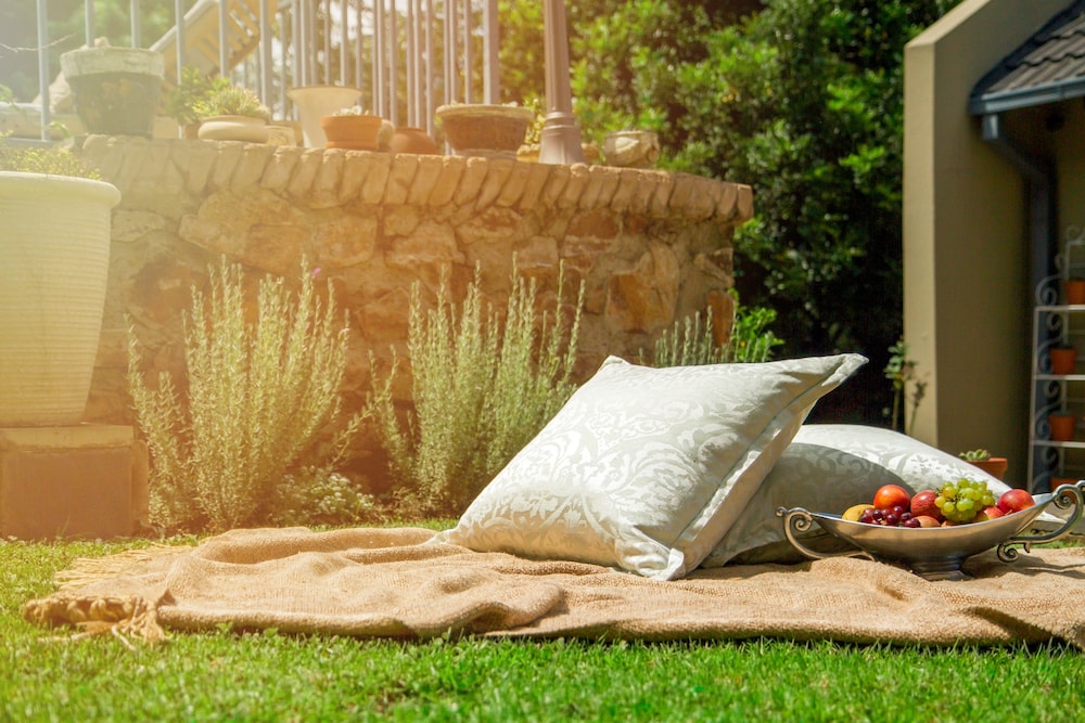 Amoris Guest House - Waterkloof Ridge
