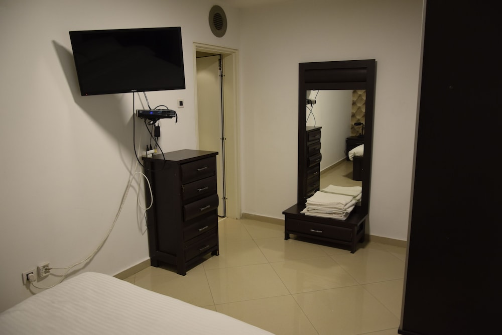 La Palmora Suites