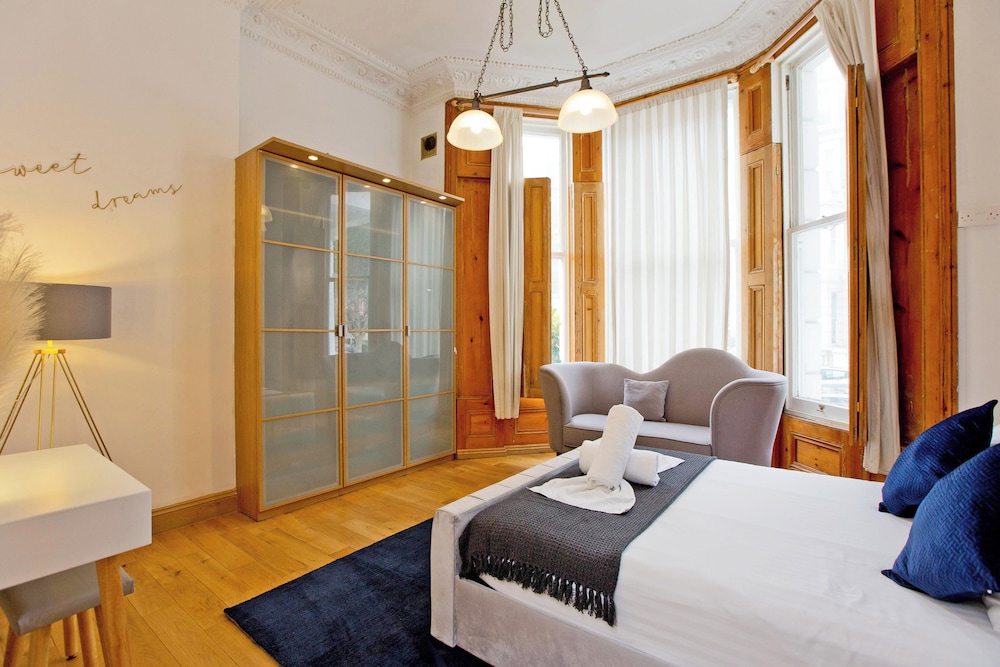 Imperial Earls Court Apartments