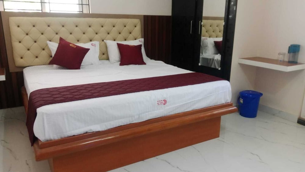SES Naga Cottage