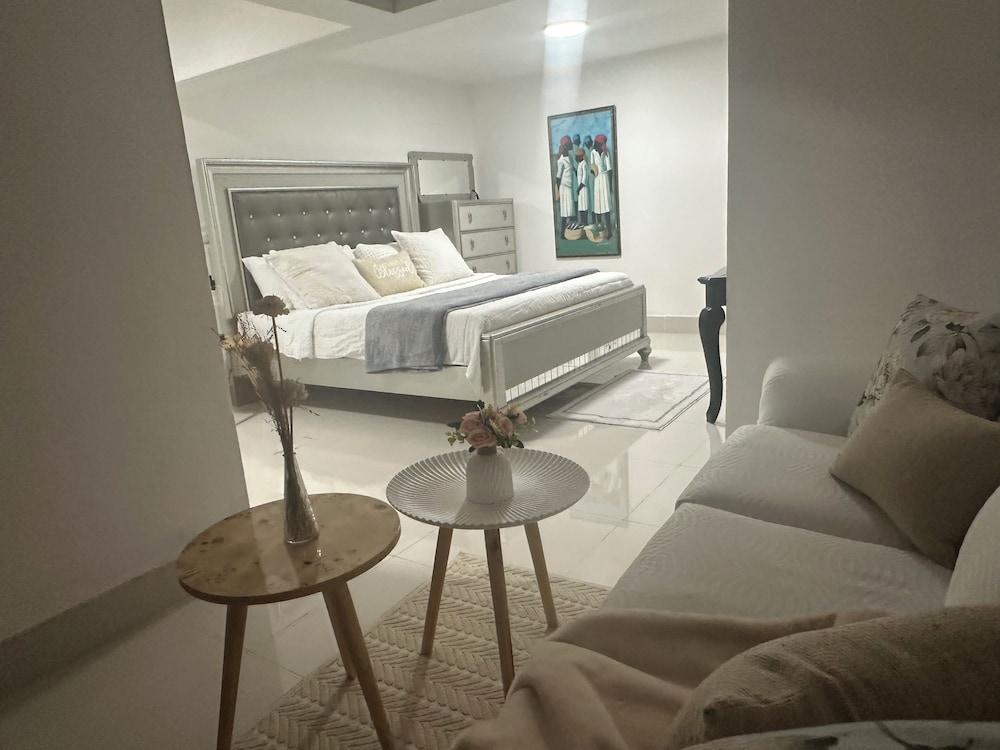 Onyx luxury rd