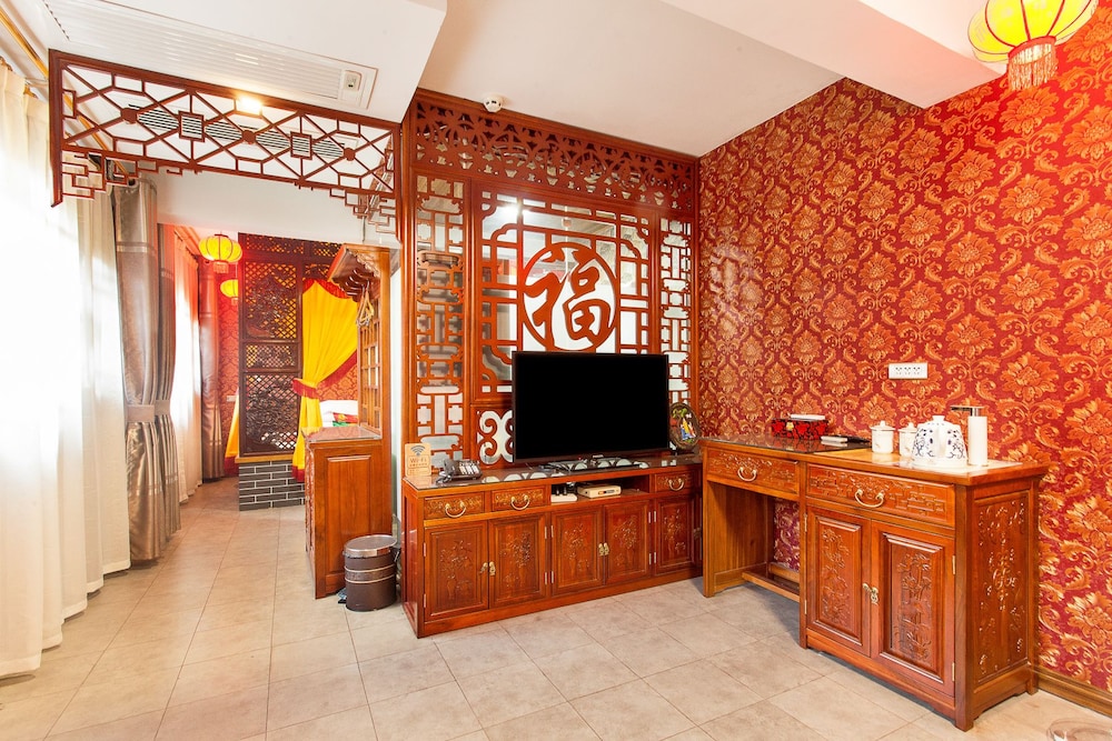 Hanruicheng Inn
