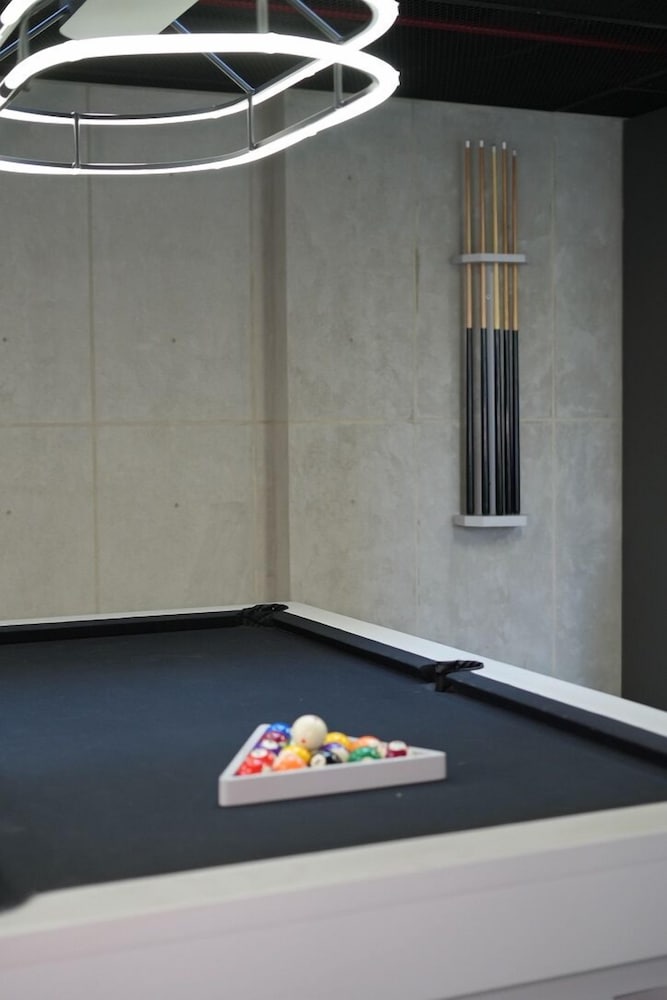 ADN Apartments and Studios