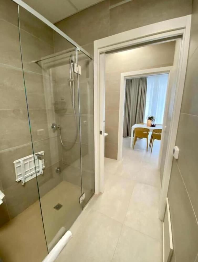 BEEAPARTMENTS