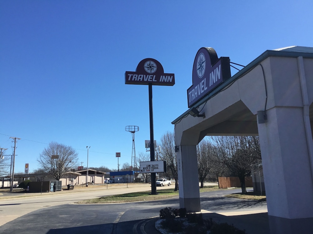 Hotel Travel Inn North Little Rock - Image 1