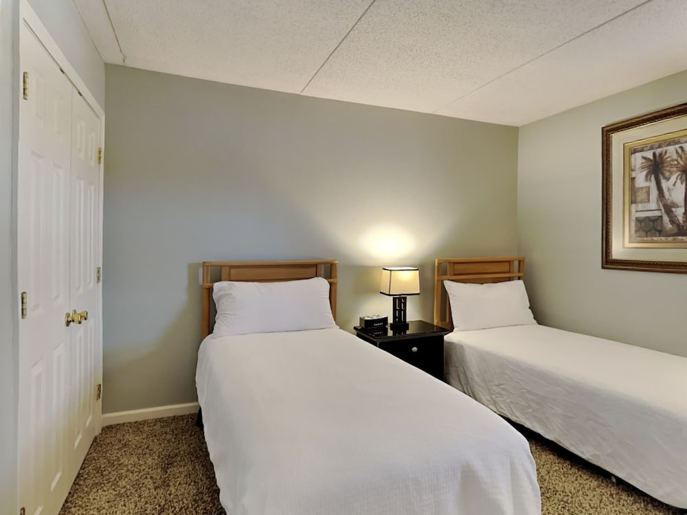 Ocean Breeze West by Southern Vacation Rentals