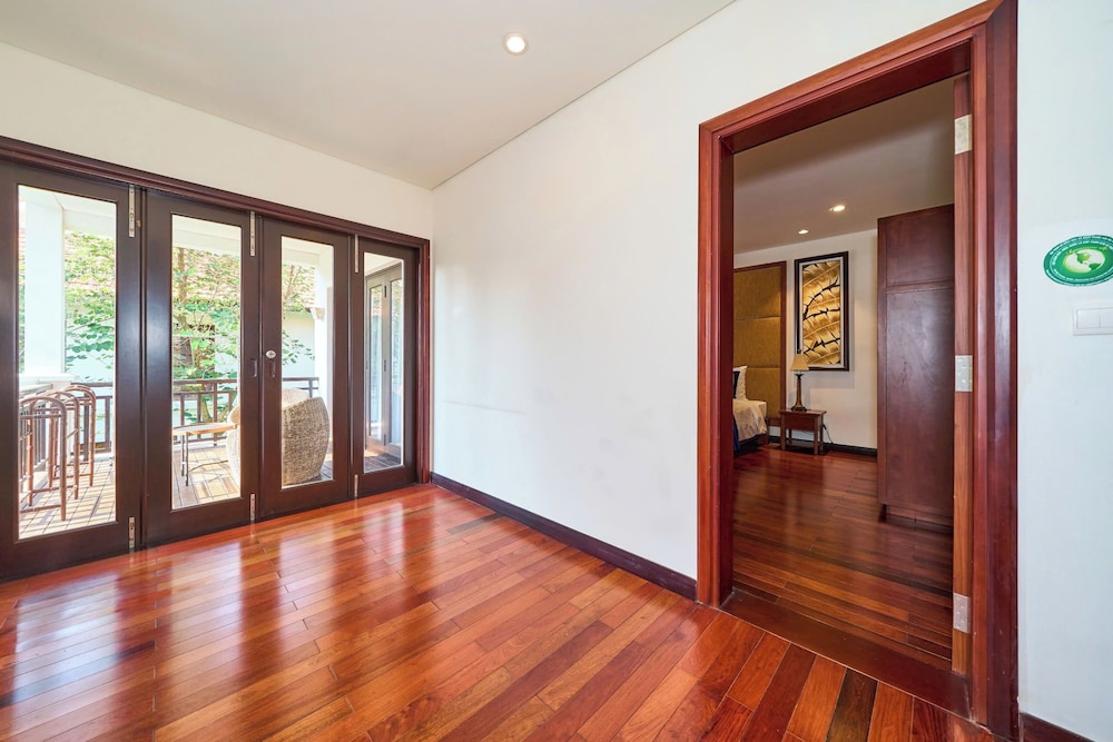 Luxury Pool Villas in Purama Villas view 2