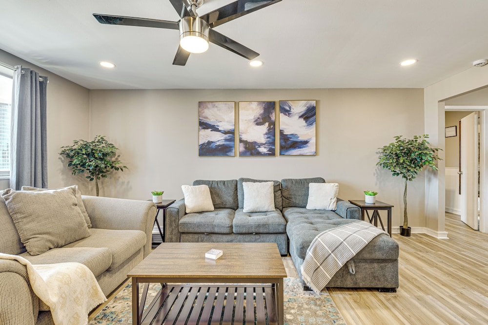 Walkable Condo < 1 Mi to Centennial Olympic Park!