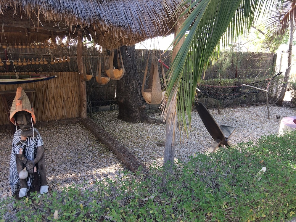 Africa Strike Lodge