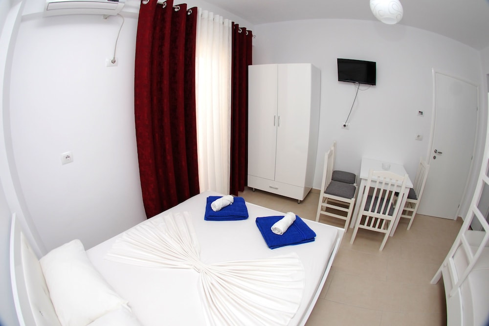 Vila Renato