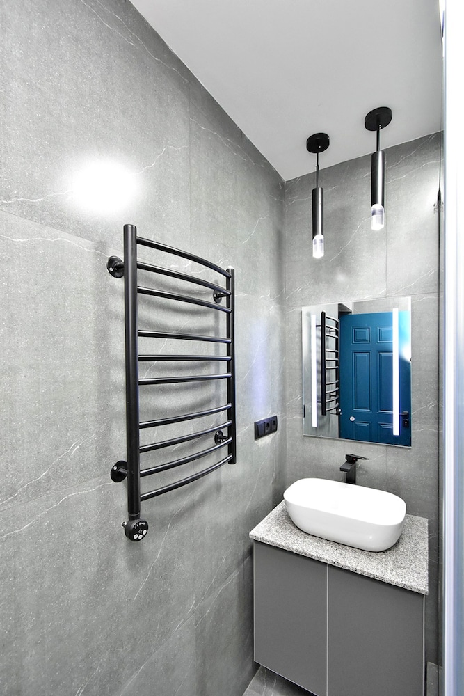 Blue door apartment on Zavaryan street