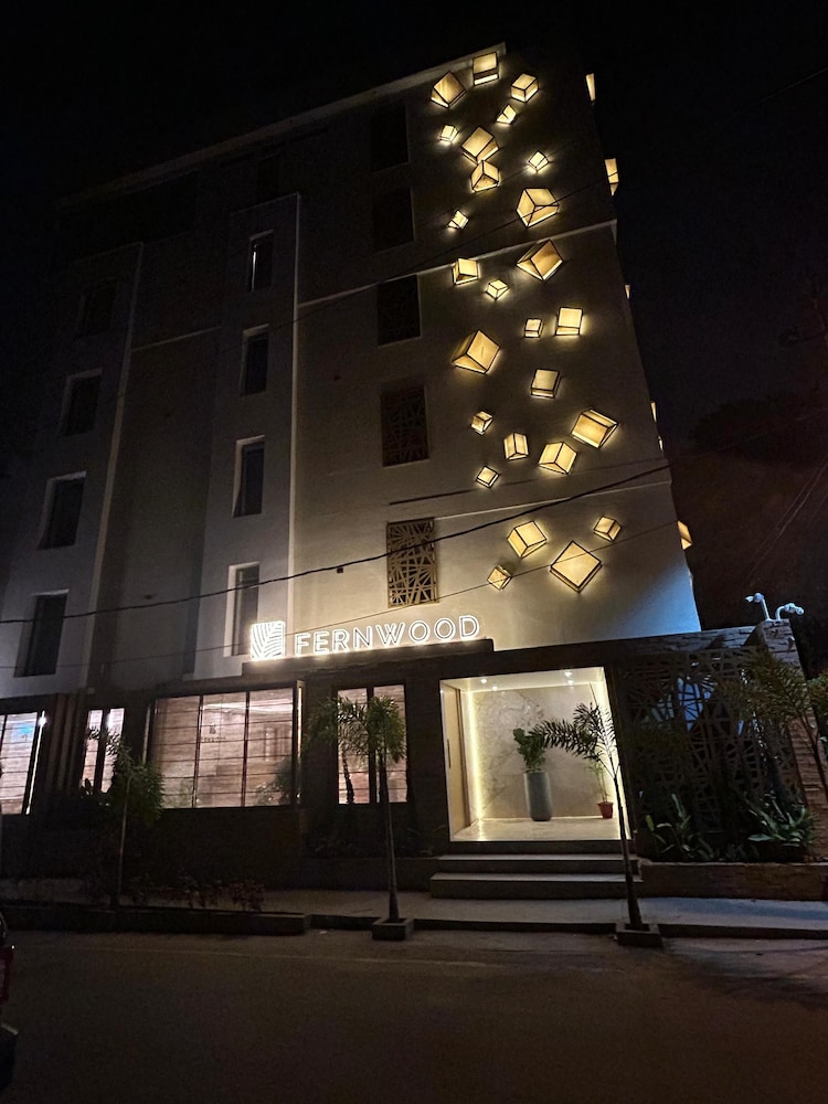 FERNWOOD HOTELS AND RESORTS