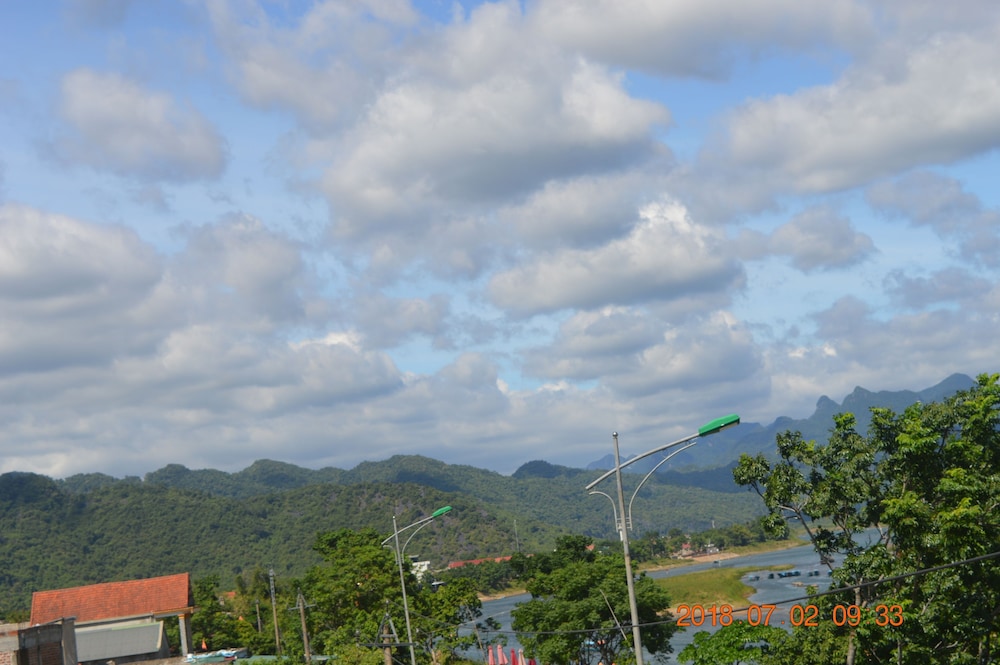 Son Doong Riverside Homestay
