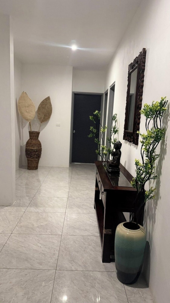 Peaceful Nadi Base Retreat