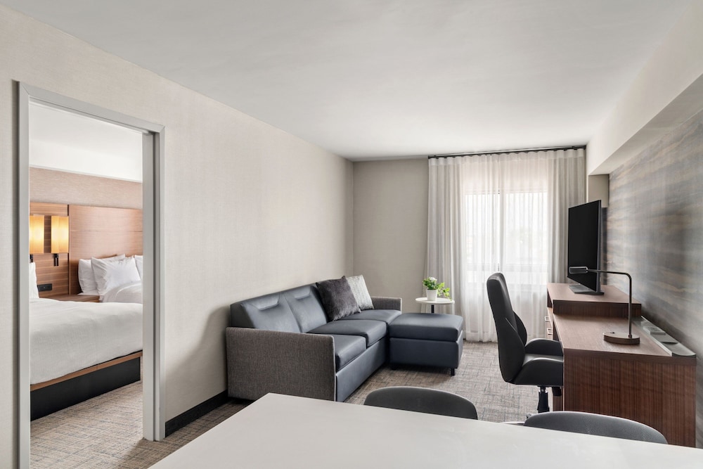 Residence Inn by Marriott Laval - Property Image 13