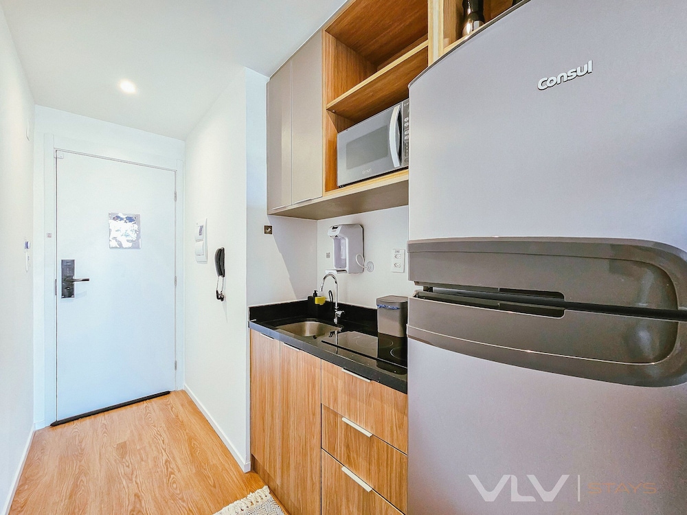 Art Studio by VLV Stays
