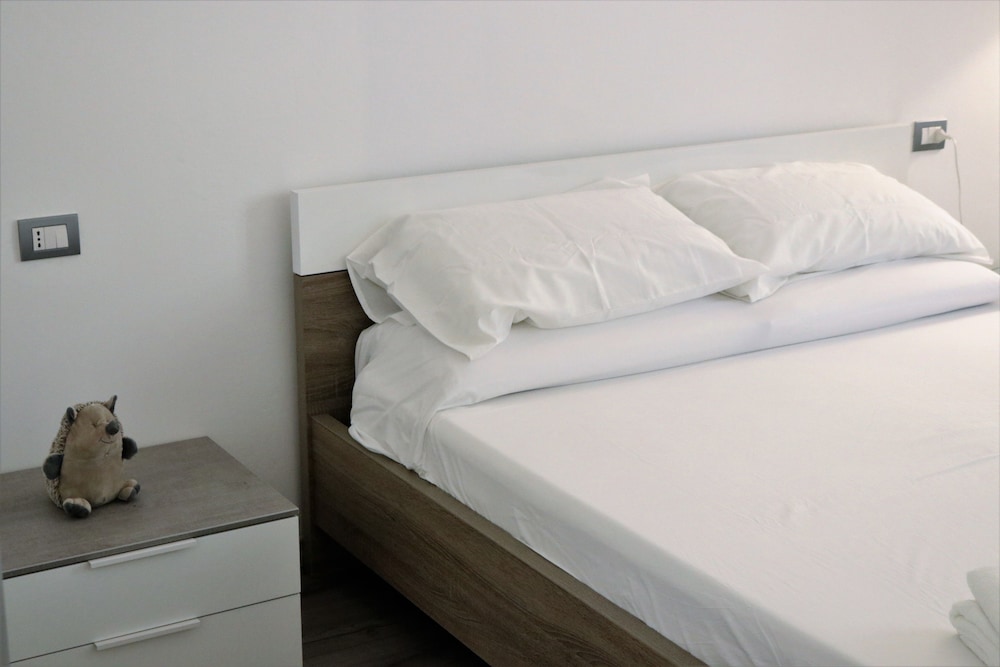 Tomely's House photo 2