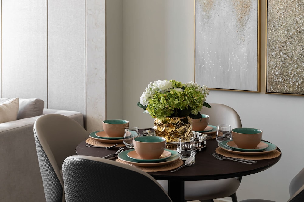 Luxurious 3Br Apt in Nobles Tower Full Burj View