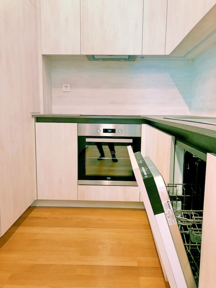 Luxury Sea View Apartment view 5