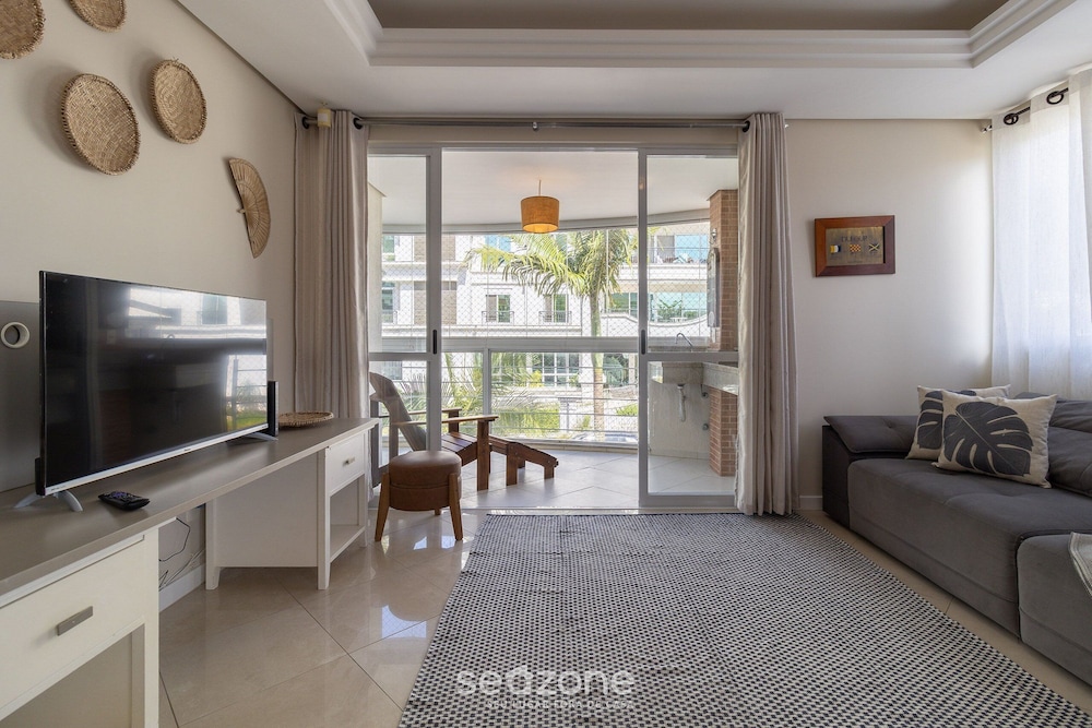 Beautiful apt 3 Minutes From Jurere Beach Vma101