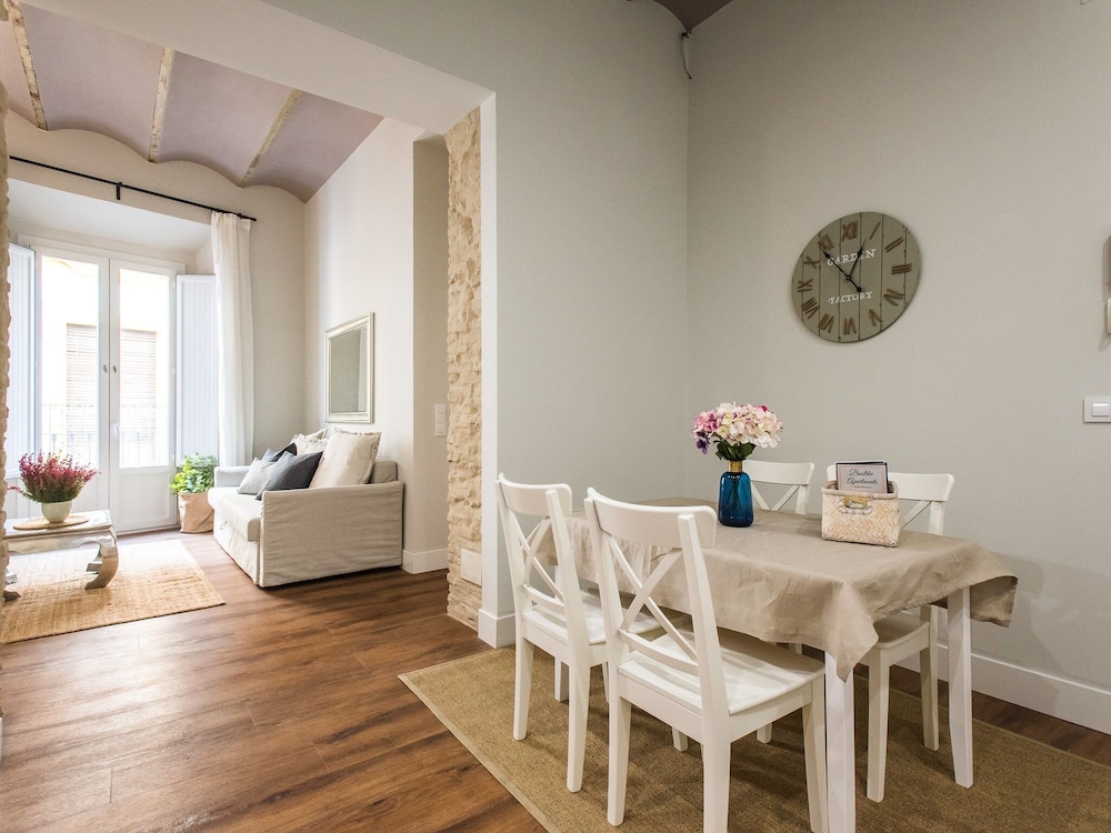 Boutike Apartments