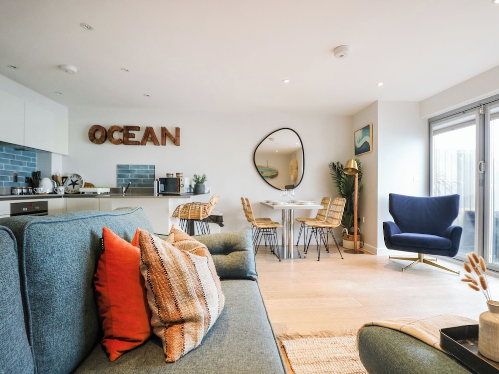 Apartment 3 Fistral Beach