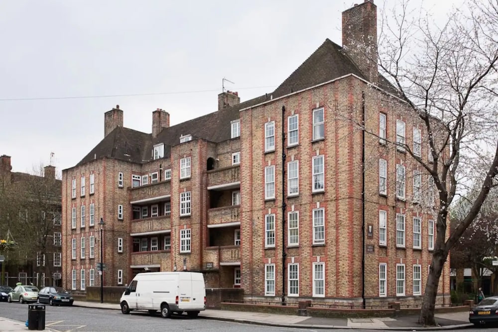 Stunning 2 Bedroom Flat in the Heart of Bermondsey